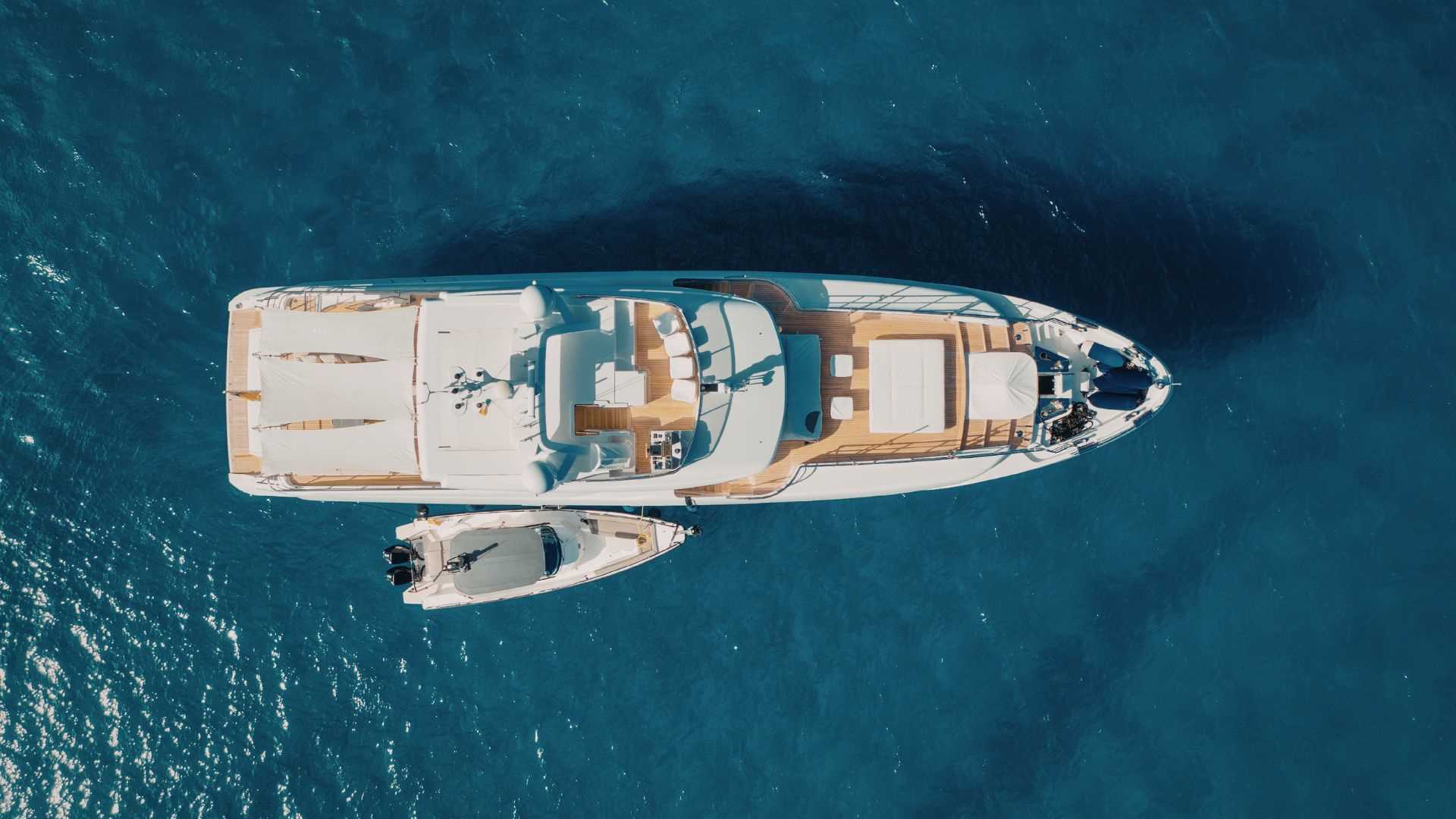 Lido Isle: Newport Beach's Exclusive Island Living Experience